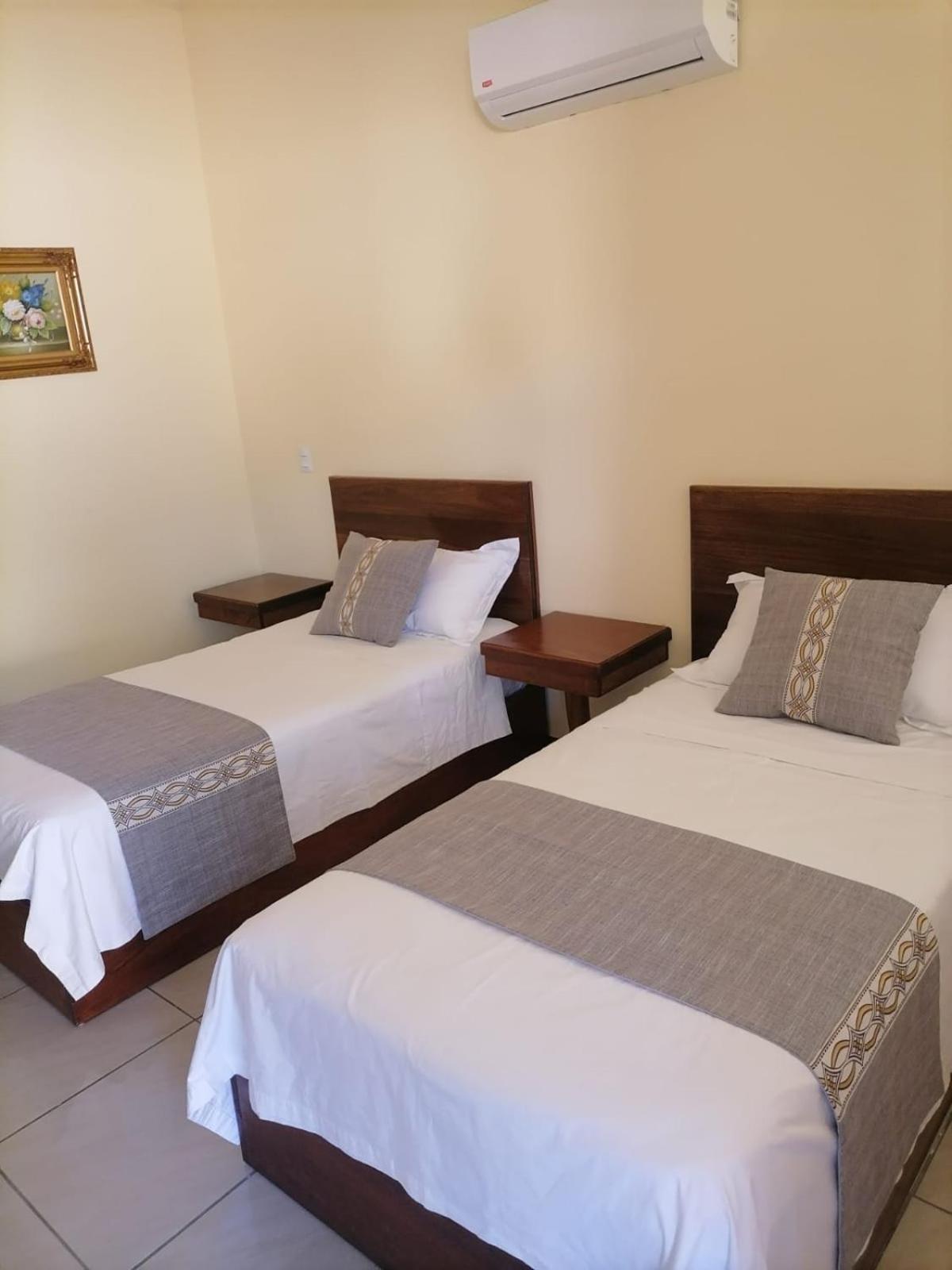 Villa Garita Inn Екстер'єр фото